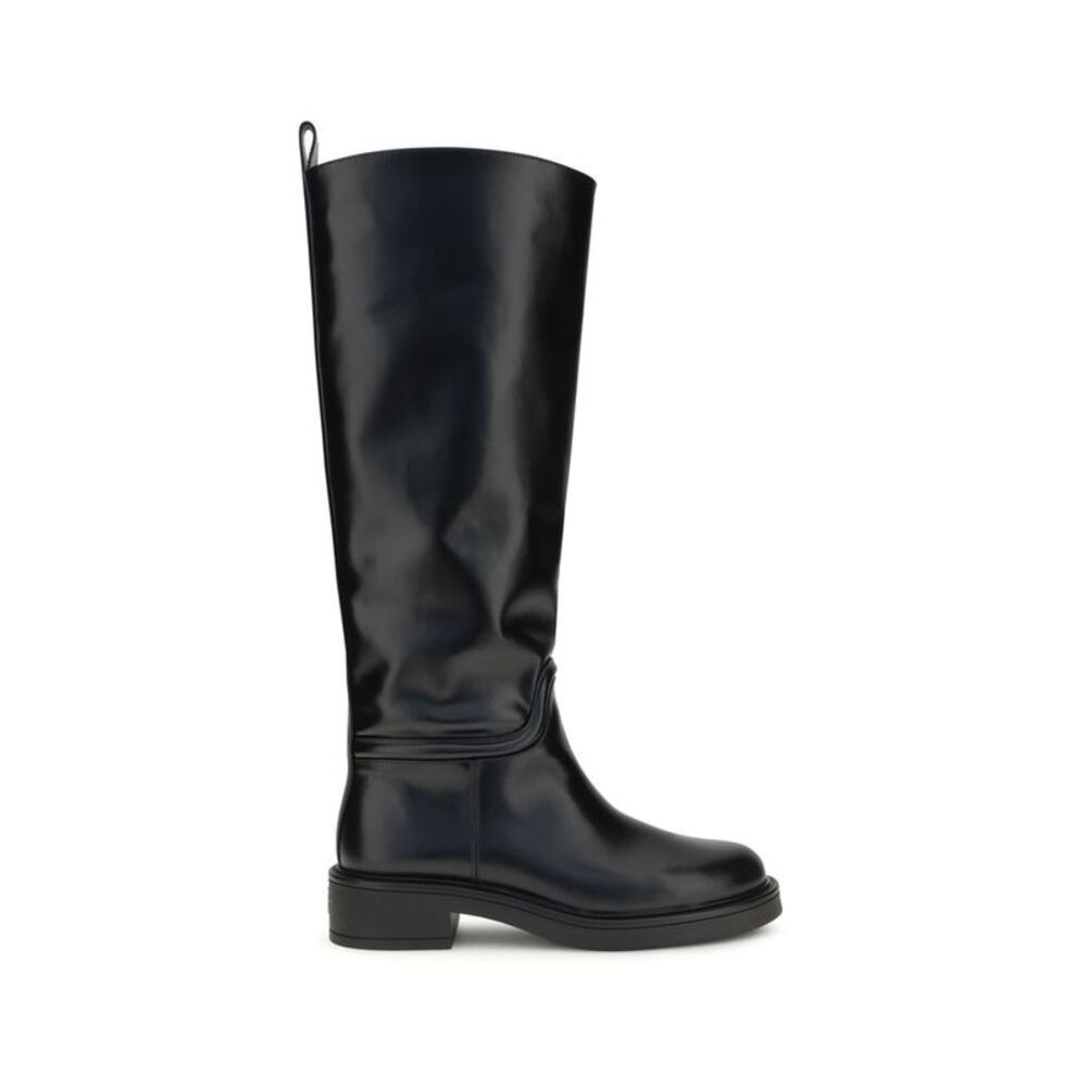 Stuart Weitzman Black Calf Leather Bos Taurus Flat Women's Boots